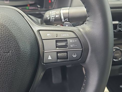 Used 2025 Honda Accord EX-L image 24