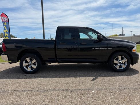 Used 2012 RAM 1500 ST w/ ST Popular Equipment Group AWD/4WD image 19