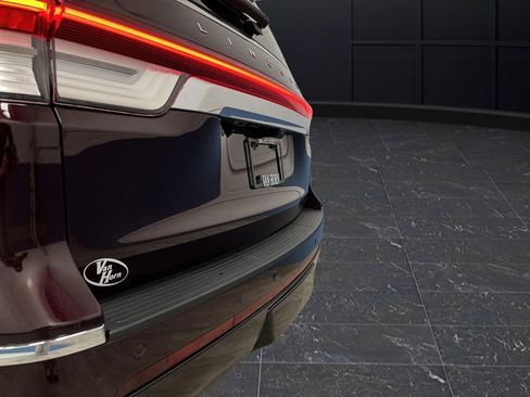 Used 2024 Lincoln Navigator L Reserve image 41