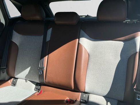 Used 2023 Volkswagen ID.4 Pro image 13