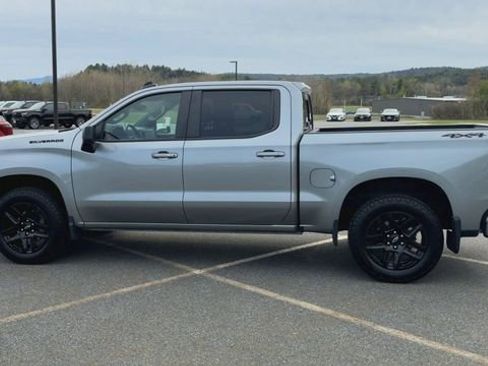 Used 2024 Chevrolet Silverado 1500 RST w/ Dark Appearance Package AWD/4WD image 5