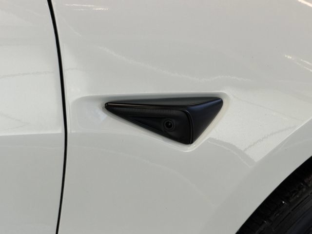 Used 2023 Tesla Model 3 Standard Range RWD image 32