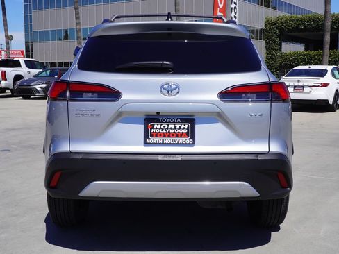Certified 2026 Toyota Corolla Cross XLE w/ Convenience Package FWD image 6