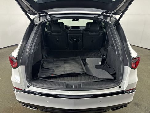 Used 2023 Acura MDX A-Spec image 34