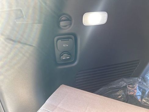 New 2026 Hyundai Ioniq 9 SEL image 33