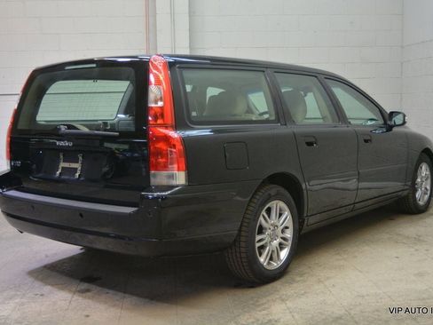 Used 2007 Volvo V70 2.4 FWD image 4
