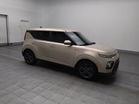 Used 2020 Kia Soul EX image 11
