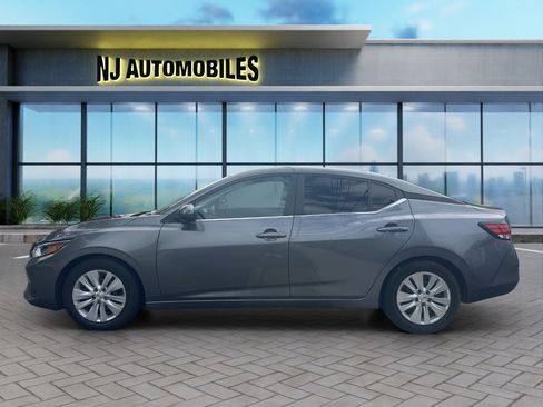 Used 2022 Nissan Sentra S image 4
