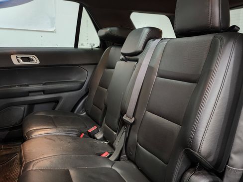 Used 2015 Ford Explorer Limited w/ Equipment Group 302A image 17
