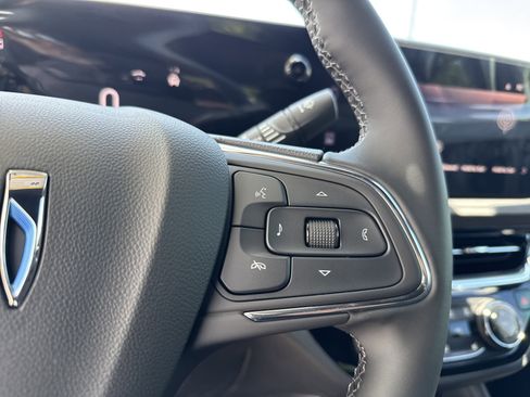 New 2026 Buick Envista Sport Touring w/ Convenience I Package FWD image 20