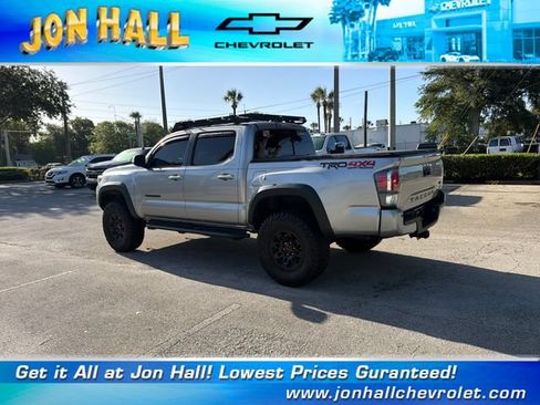 Used 2023 Toyota Tacoma TRD Off-Road w/ TRD Premium Off Road Package AWD/4WD image 6