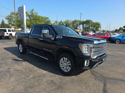 Used 2020 GMC Sierra 2500 Denali w/ Denali Ultimate Package AWD/4WD image 3