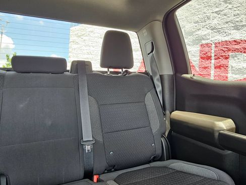 Used 2022 Chevrolet Silverado 1500 LT AWD/4WD image 26
