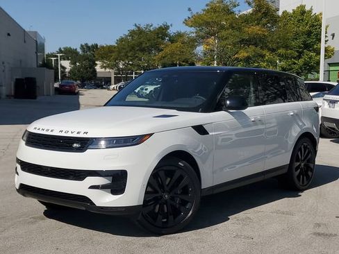 New 2025 Land Rover Range Rover Sport SE AWD/4WD image 34