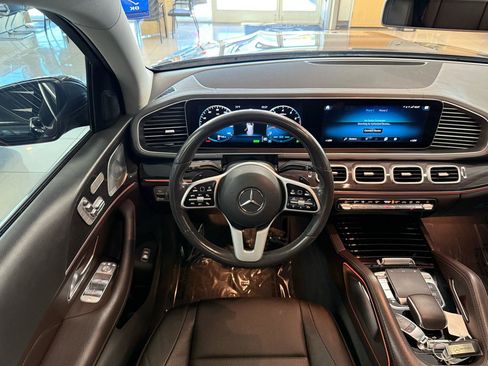 Used 2020 Mercedes-Benz GLS 450 4MATIC image 13