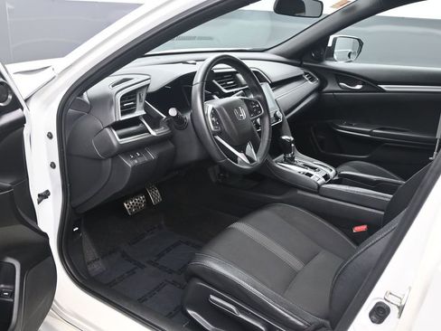 Used 2019 Honda Civic Sport image 13