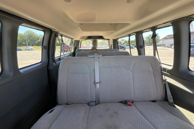 Used 2025 Chevrolet Express 3500 LT w/ LT Preferred Equipment Group RWD image 34