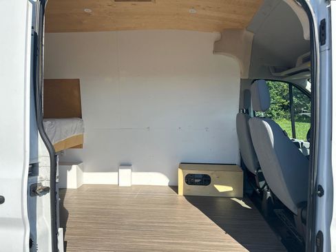 Used 2018 Ford Transit 250 148 High Roof RWD image 13