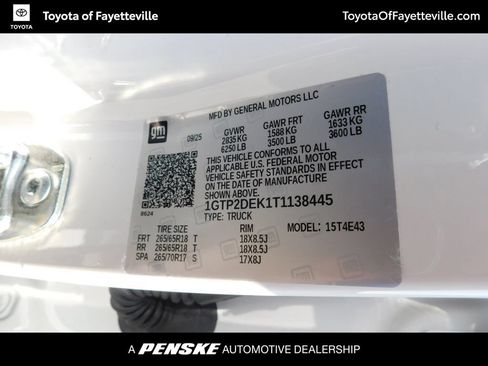 Used 2026 GMC Canyon AT4 w/ AT4 Premium Package AWD/4WD image 8
