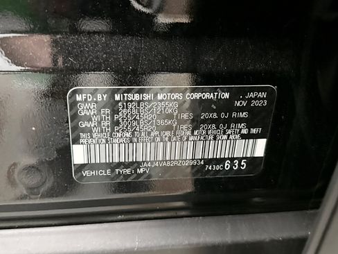 Used 2024 Mitsubishi Outlander SE Black Edition AWD/4WD image 11