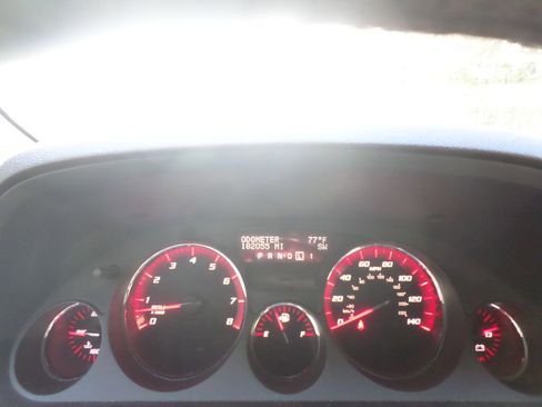 Used 2009 GMC Acadia SLT w/ Technology Package image 35