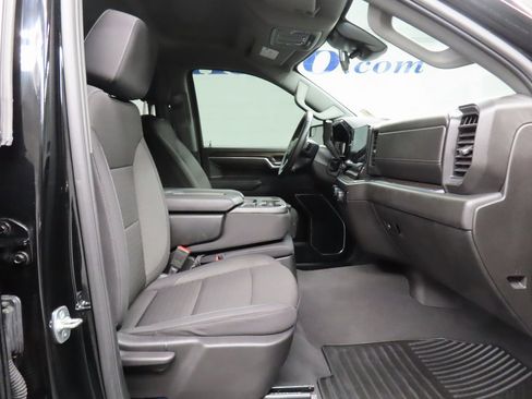 Used 2025 Chevrolet Silverado 1500 LT image 23