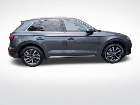 Used 2023 Audi Q5 2.0T Premium Plus w/ Premium Plus Package AWD/4WD image 2