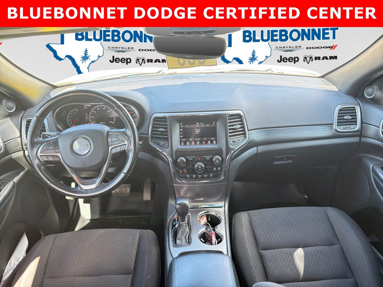 Used 2019 Jeep Grand Cherokee Laredo RWD image 12