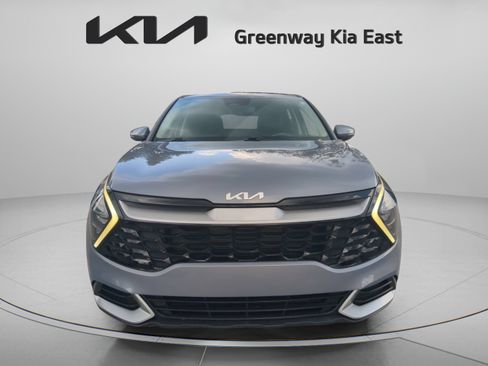 Certified 2023 Kia Sportage EX FWD image 10