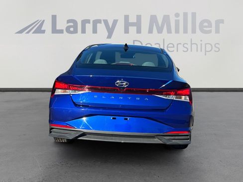 Certified 2022 Hyundai Elantra SEL image 5