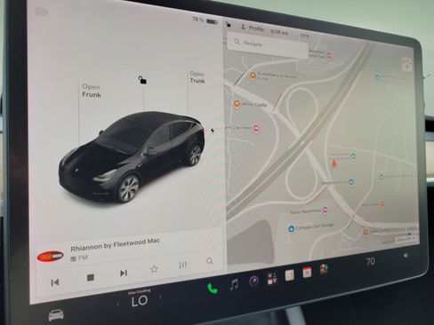 Used 2021 Tesla Model Y Long Range AWD/4WD image 19