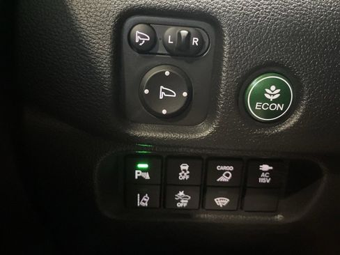 Used 2025 Honda Ridgeline Black Edition image 16