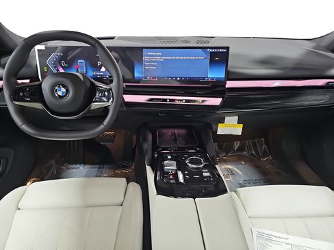 New 2026 BMW 530i w/ Premium Package image 9