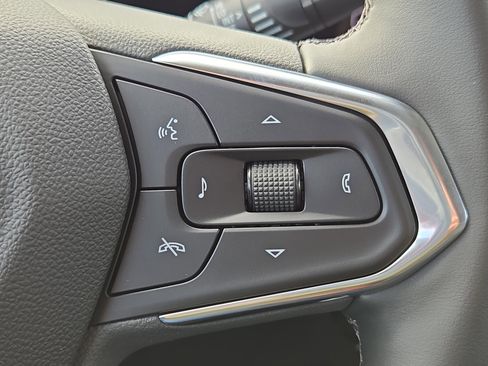 New 2026 Chevrolet Trax LT w/ LT Convenience Package image 23