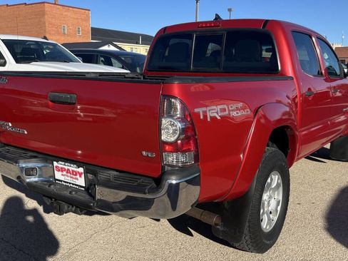 Used 2015 Toyota Tacoma 4x4 Double Cab w/ TRD Off-Road Package image 4
