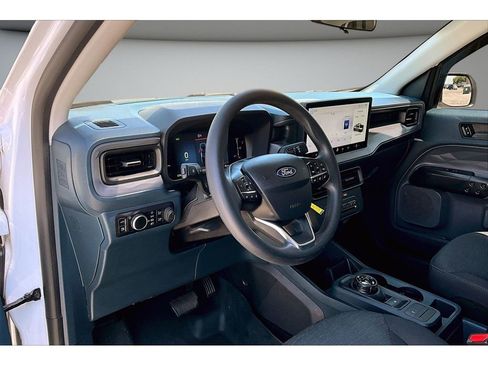 Used 2025 Ford Maverick XL FWD image 16