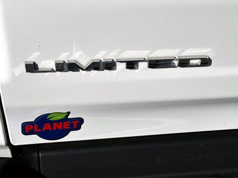 Used 2022 RAM 1500 Limited image 8