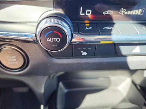 Used 2024 MAZDA CX-30 AWD 2.5 S w/ Preferred Package image 19