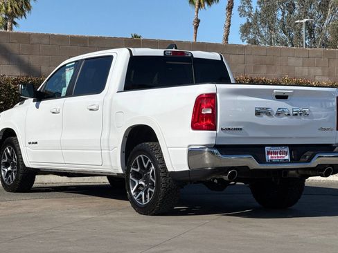Used 2025 RAM 1500 Laramie AWD/4WD image 6