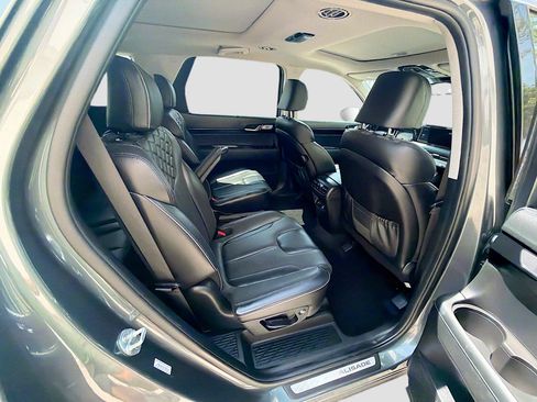 Used 2021 Hyundai Palisade Limited FWD image 26