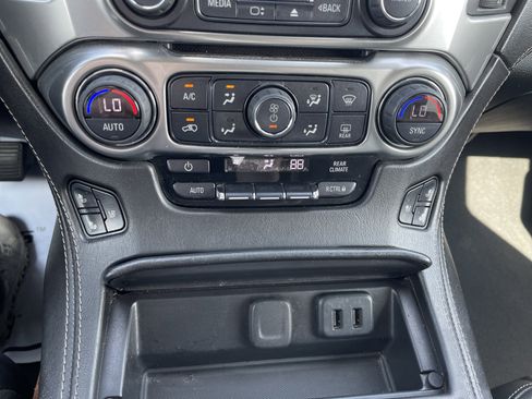 Used 2020 Chevrolet Tahoe Premier image 28