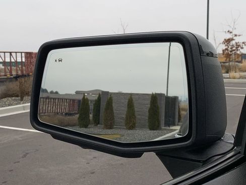 Used 2021 GMC Sierra 1500 AT4 w/ AT4 Premium Package image 15