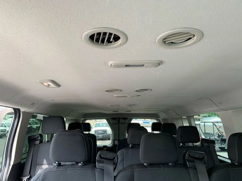 Used 2021 Ford Transit 350 XL image 33