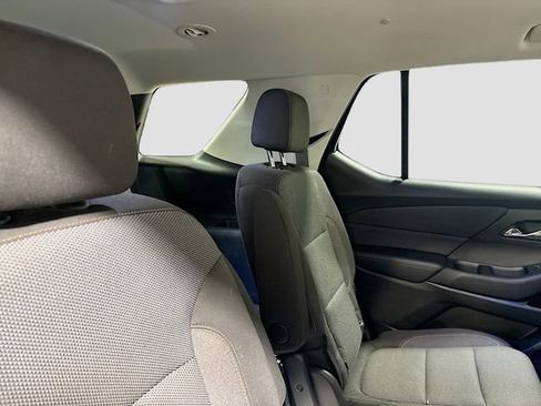 Used 2021 Chevrolet Traverse LT FWD image 29