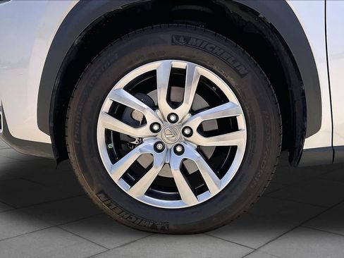 Used 2015 Lexus NX 200t FWD w/ Luxury Package image 9