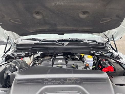 Used 2023 RAM 3500 SLT w/ Quick Order Package 2YG SLT AWD/4WD image 44