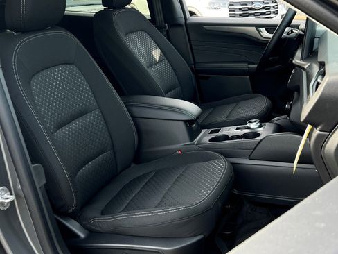 New 2026 Ford Escape Active w/ Active Premium Tech Pack image 8