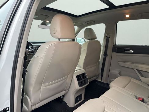 Used 2019 Volkswagen Atlas SE image 18