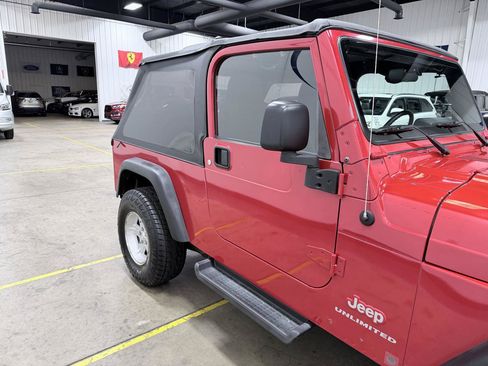 Used 2005 Jeep Wrangler Unlimited AWD/4WD image 19