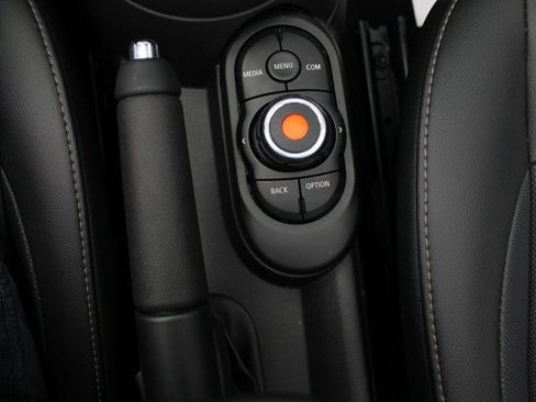 Used 2019 MINI Cooper Convertible FWD image 36